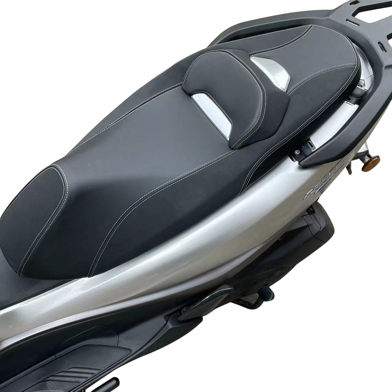 Modified motorcycle UHR125 sea - Leather Workbench review and price